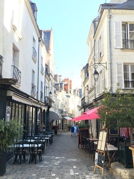 Loches
