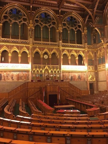 Parlamento3
