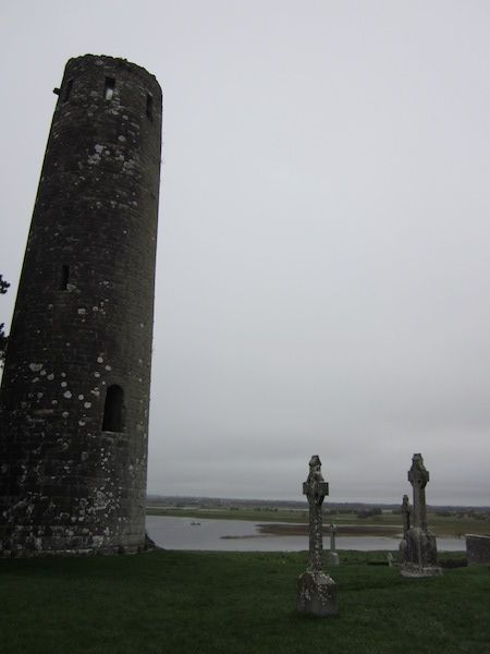 Clonmac9