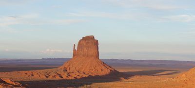 Segunda etapa: Kingman (Arizona) – Gran Cañón – Monument Valley (Utah)