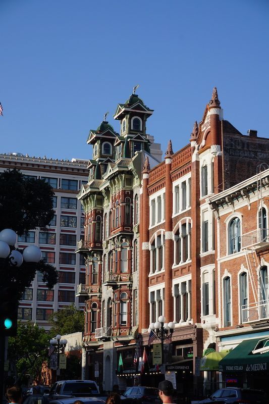 Gaslamp7