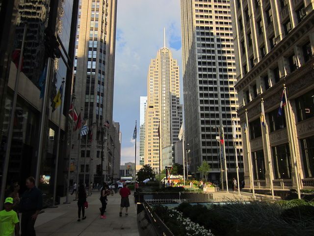 Plazaamericas1
