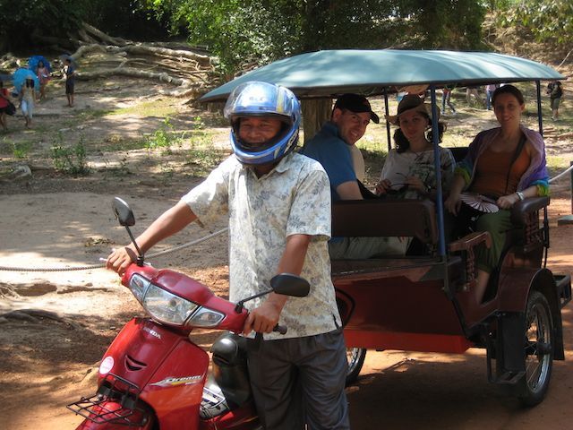 Tuktuk1