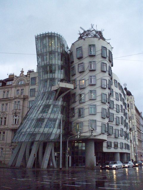 Casa danzante, Praga