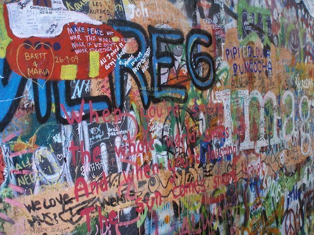 Muro john lennon, Praga