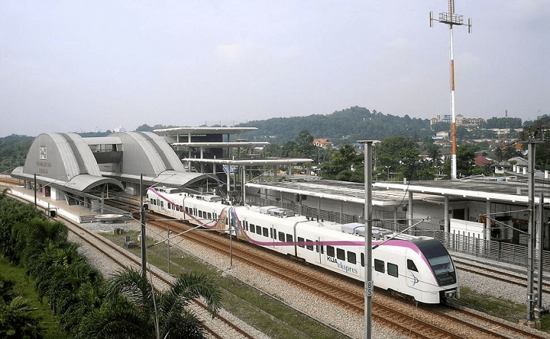 klia ekspres train on the move