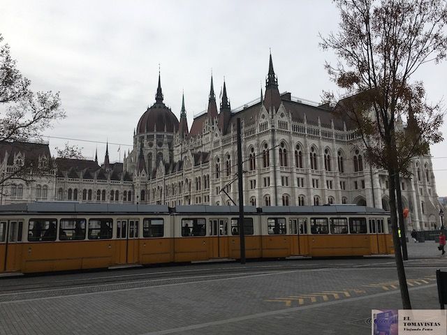 Cómo ir del aeropuerto al centro de Budapest y cómo moverse por la ciudad