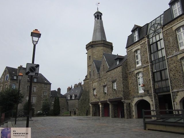 Fougeres3