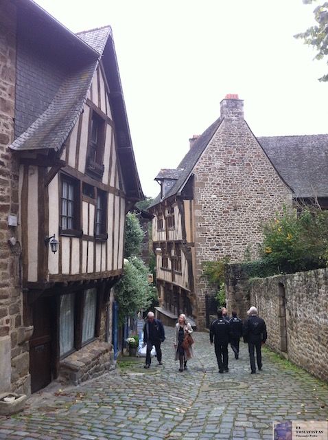 dinan 13