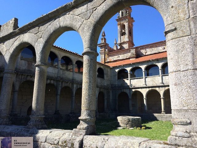 Monasterio de Santa María Xunqueira de Espadanedo