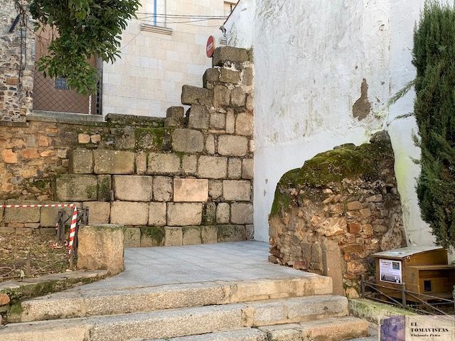 Restos de la muralla romana de Cáceres