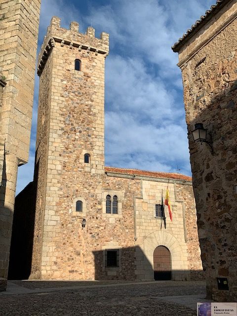 Palacio y Torre de las Cigüeñas, Cáceres