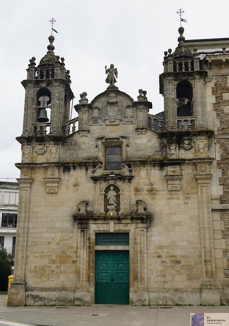 Fachada principal de la Iglesia de San Froilán en Lugo