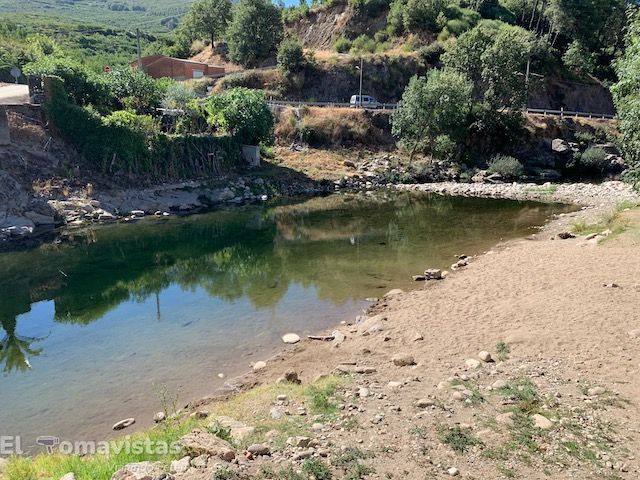 Piscina natural en el río Jerte