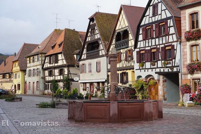 Place du Dr. Pierre Walter, Bergheim-Alsacia