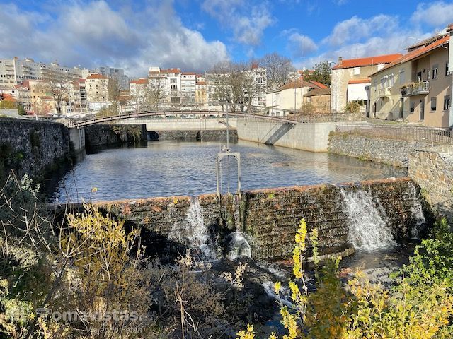 Río Fervença a su paso por Bragança