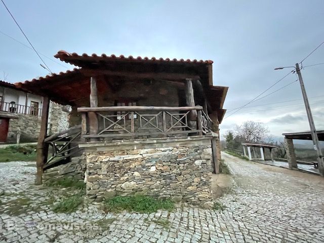 Aldea de Dine