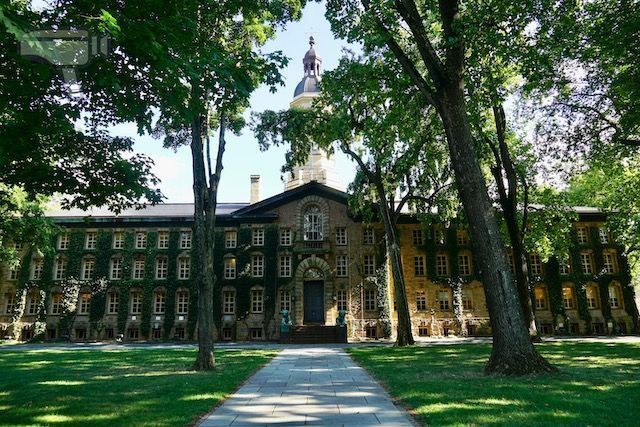 Universidad de Princeton, Nassau Hall