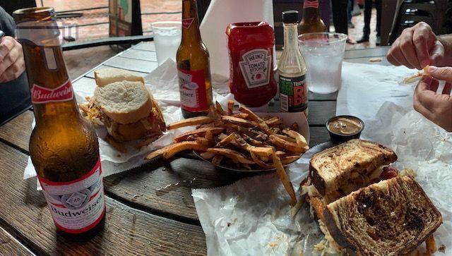 Primanti Bros, Pittsburgh