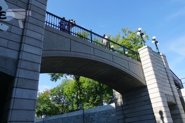Puerta Prescott, Quebec