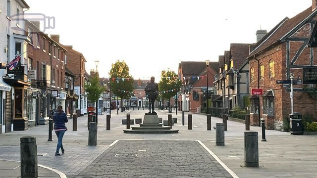 Henley St., Stratford