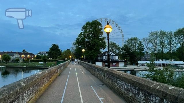 Puente del Tranvía, Stratford