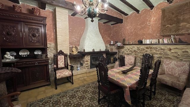 Casa Rakkana, Requena