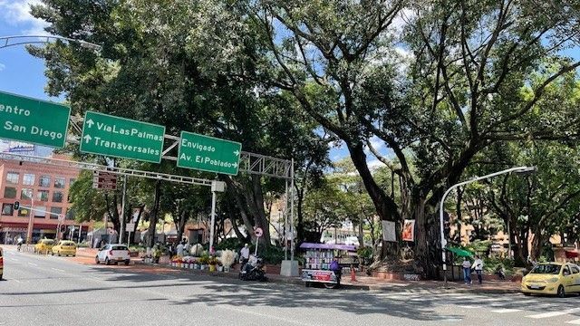  Parque El Poblado, Medellín