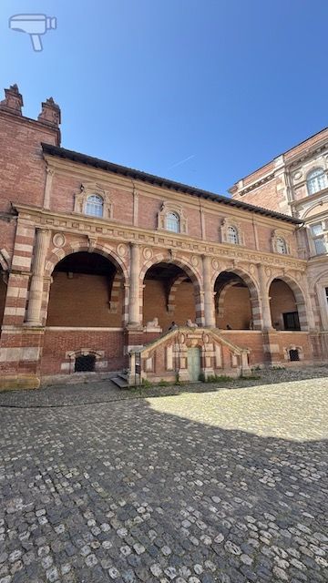 Toulouse