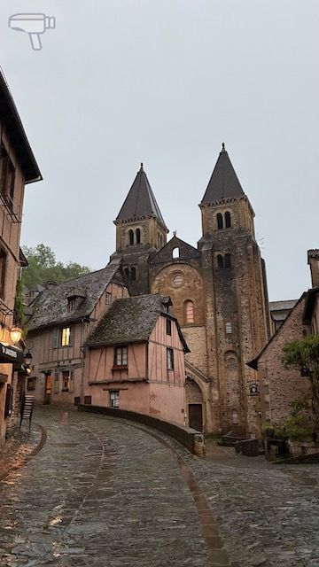 Conques no es solo bonito, es uno de esos lugares que tienen alma