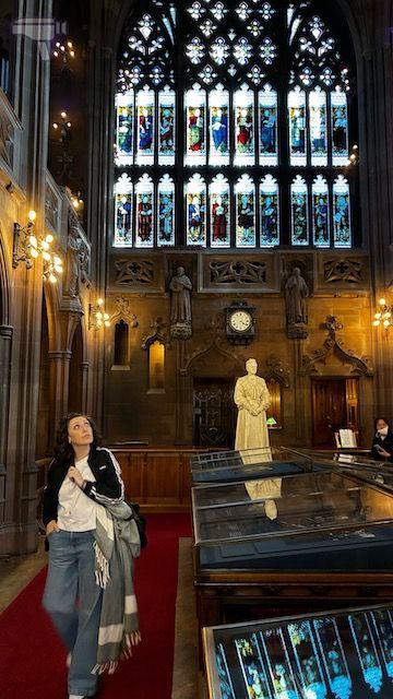 La John Rylands Library. Este edificio neogótico, inaugurado en 1900