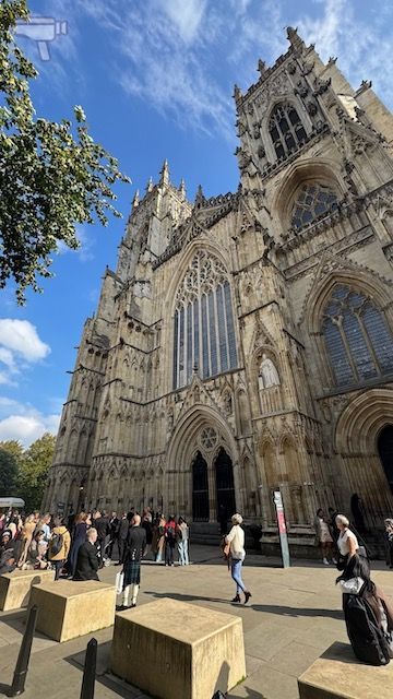 Fachada principal de la Catedral de York