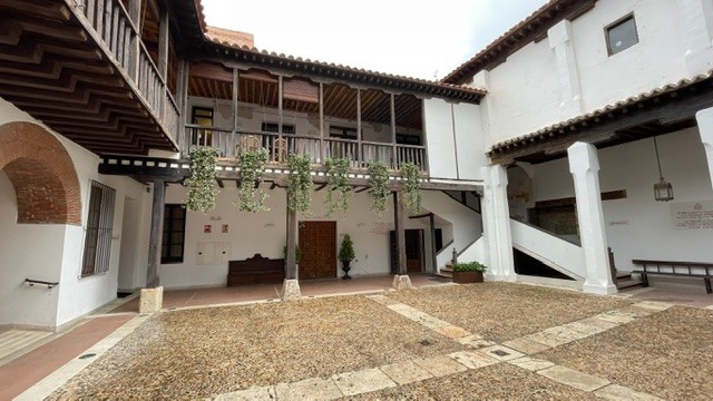 Patio del Antiguo Hospital Benéfico de N. S. de la Misericordia, Alcalá de Henares