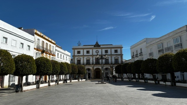 Ayuntamiento de Medina Sidonia en la Plaza de España